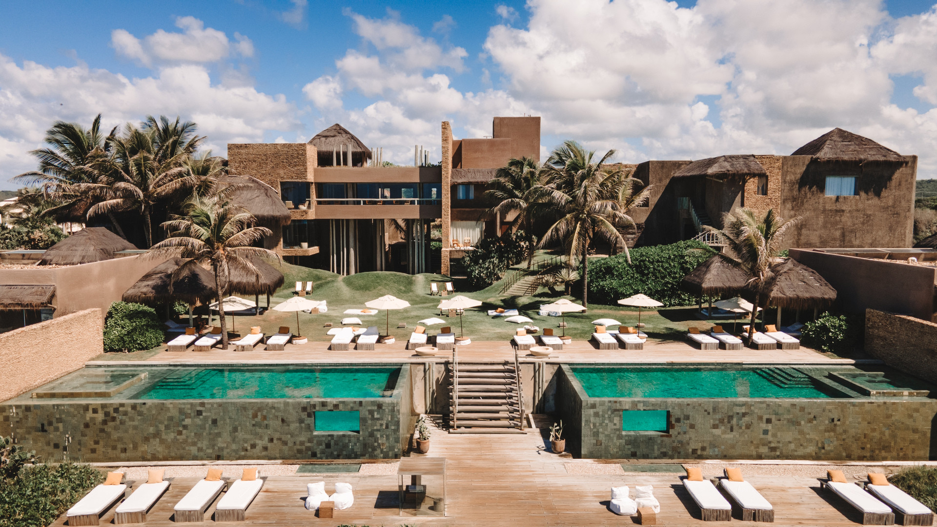 Kenoa Resort